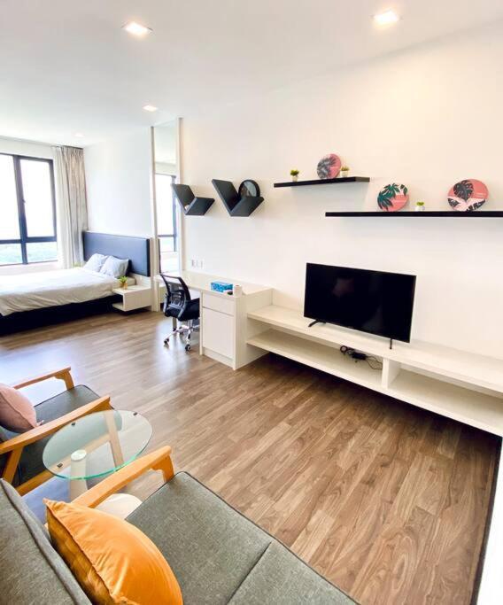 Rm100 Only @ Landmark Residence 2, Budget Stay, Near Cherasbalakongc180 Kajang Exterior photo