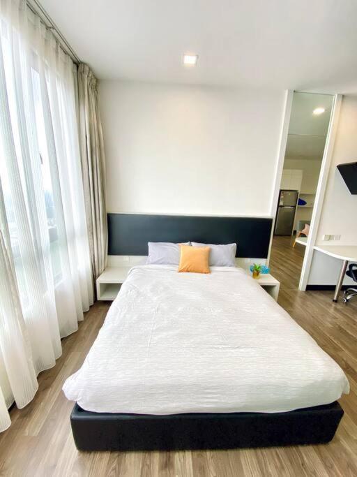 Rm100 Only @ Landmark Residence 2, Budget Stay, Near Cherasbalakongc180 Kajang Exterior photo